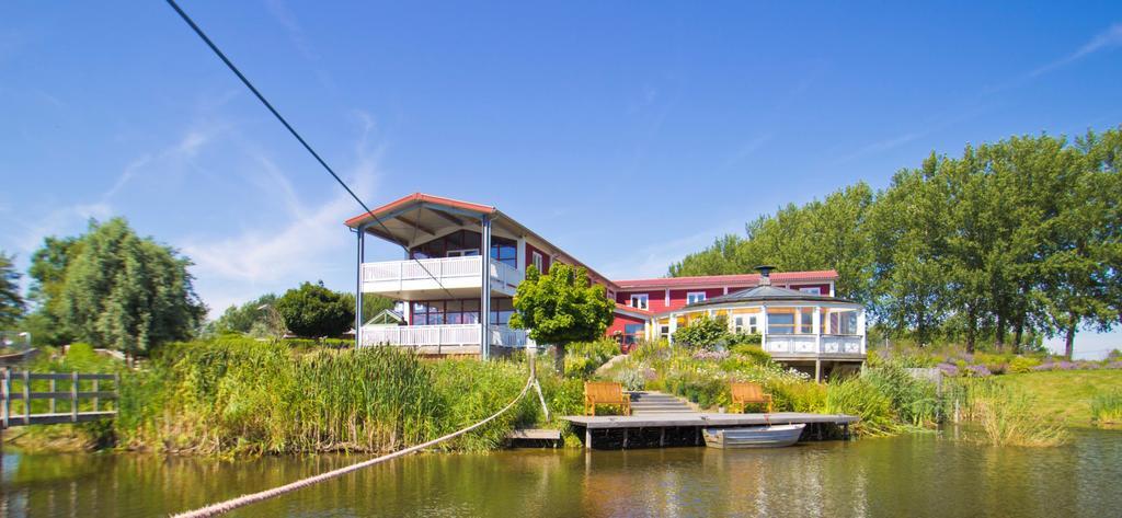 Hajé Hotel Restaurant de Lepelaar Lelystad Buitenkant foto